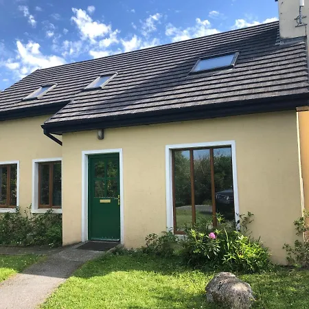 Farm House In Village Connemara レターフラック