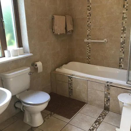 Farm House In Village Connemara 別荘 *