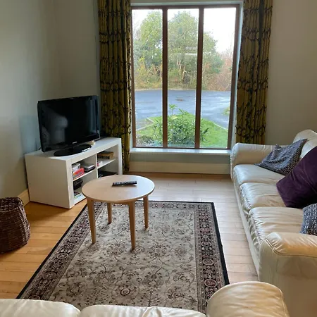 Farm House In Village Connemara *