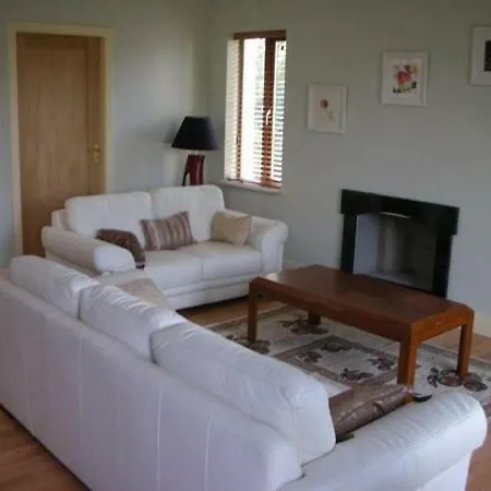 Farm House In Village Connemara 別荘 *