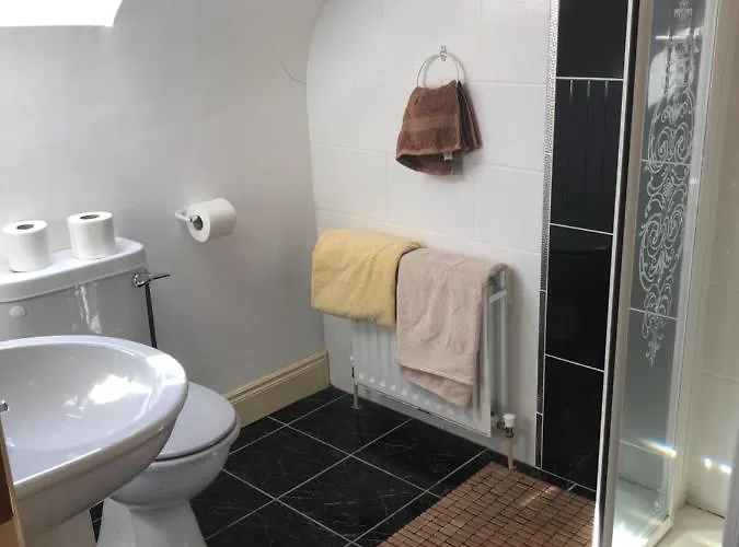 Дом отдыха Farm House In Village Connemara *